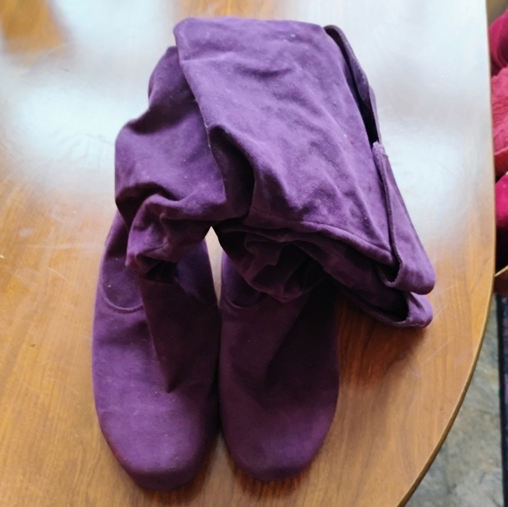 Qupid Knee High Purple Boots